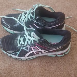 Asics Gel Surveyor